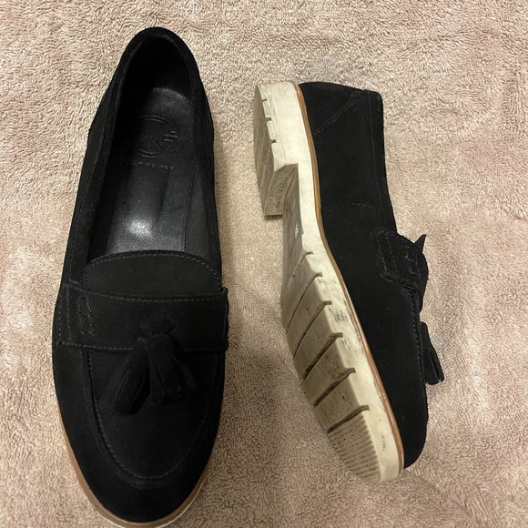 Kurt Geiger Tasseled Suede Loafers - Picture 2 of 6